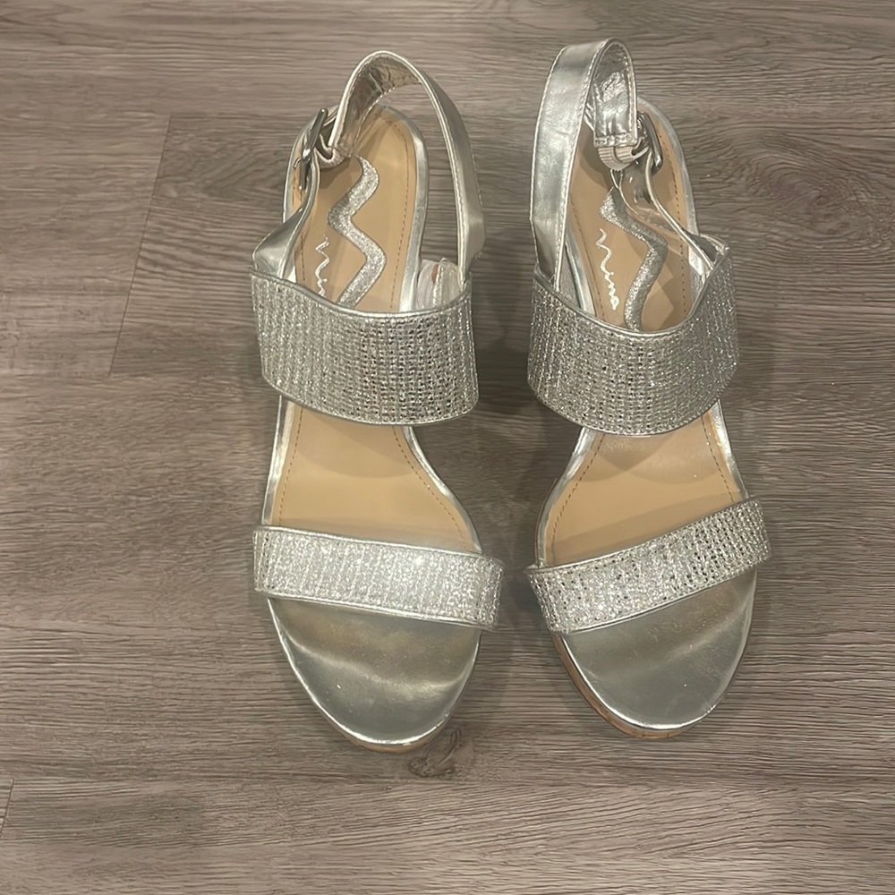 Nina silver sparkly wedges Size 8